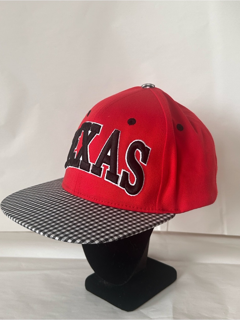 Red TEXAS Baseball Cap with Black & White Check Brim - Picture 2 of 7